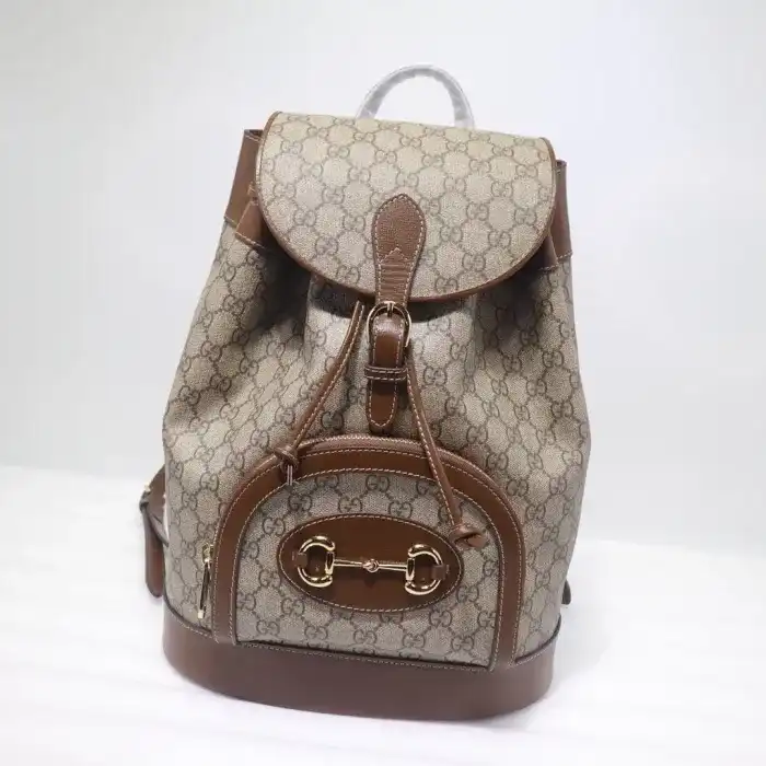Embrace timeless elegance with the GUCCI Horsebit 1955 Backpack. A perfect blend of style and functionality for your everyday adventures. 🌟🐴🎒❤️ https://tinyurl.com/2brgq7d3