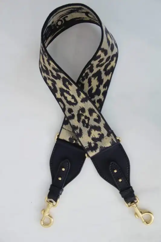 Elevate your style with the Dior Adjustable Shoulder Strap Leo. 🌟 Perfectly versatile, it adds a touch of elegance to every outfit! 💖✨ https://tinyurl.com/28euo7e6