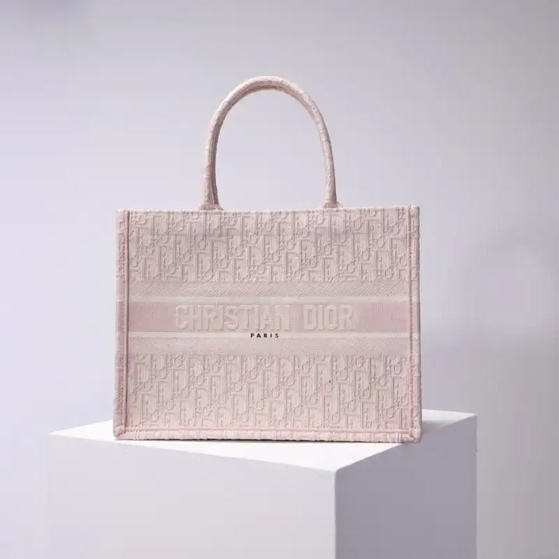 Elevate your style with the Dior Tote Book in delightful pink. Perfect for any occasion, it’s a sweet touch to your ensemble! 🌸✨👜 https://tinyurl.com/26mw5asw
