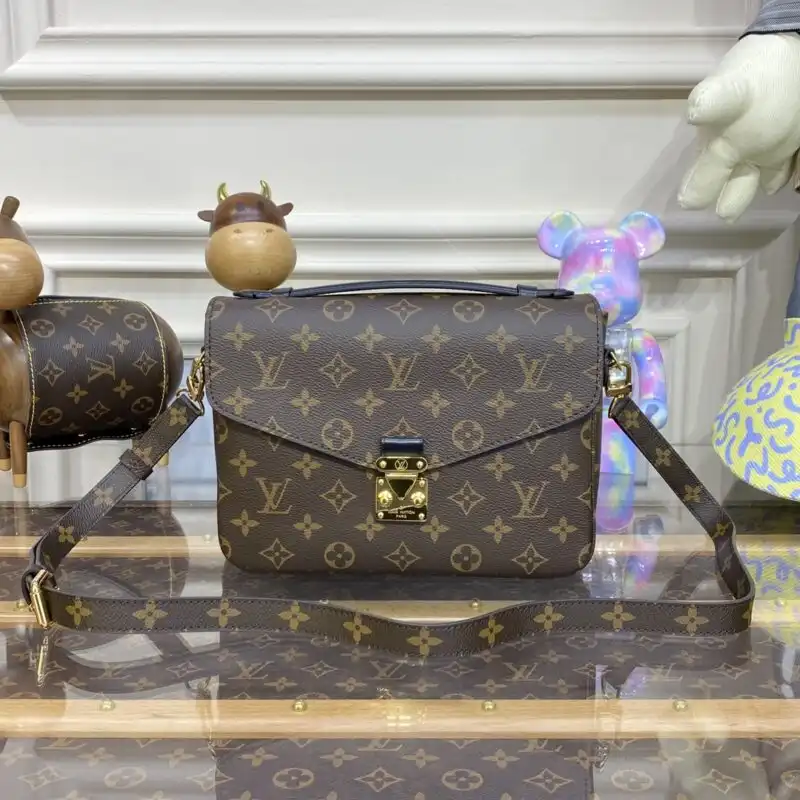 Discover elegance with the Louis Vuitton Pochette Metis Shoulder Bag. Perfect for any occasion, it combines style and practicality beautifully. 🌟👜💕 https://tinyurl.com/25ngeo7e