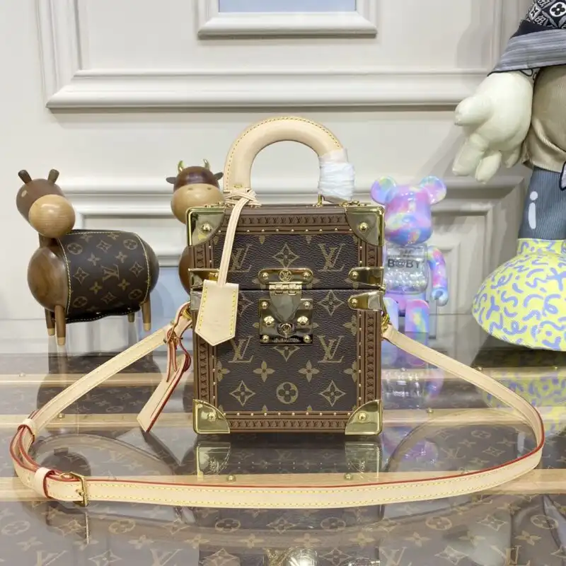 Capture your memories in style with the Louis Vuitton Camera Box. A timeless treasure for every adventure! 📸✨❤️ https://tinyurl.com/28fgnze9