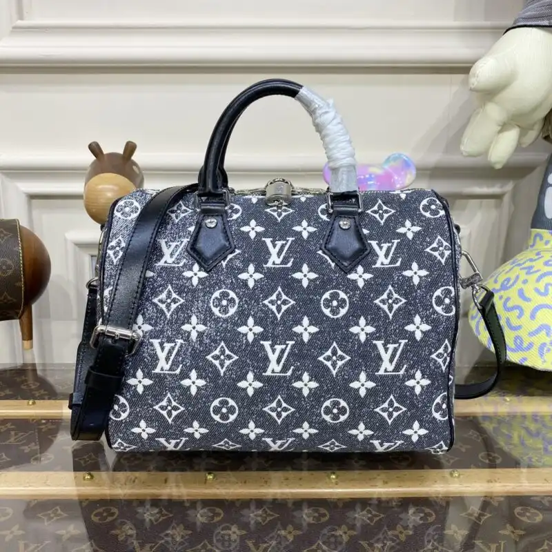Discover elegance with the Louis Vuitton Speedy Bandouliere 25 Denim Canvas. Perfect for any occasion, it blends style and comfort beautifully. 🌟💖✨ https://tinyurl.com/29fdnnaa