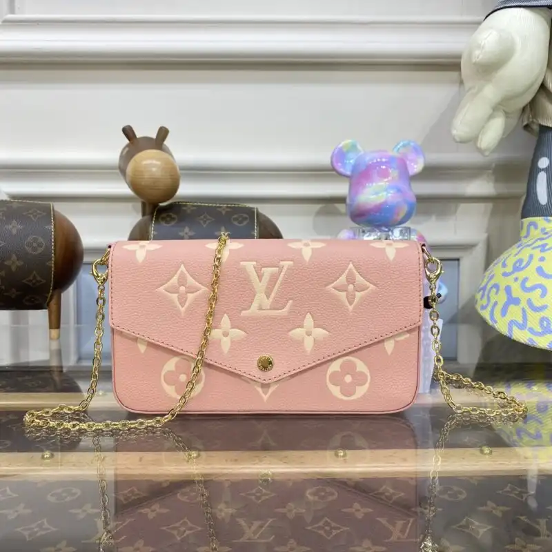 Discover elegance with the Louis Vuitton Félicie Pochette in soft pink. A gentle touch of luxury for your every moment! 💖✨🌸 https://tinyurl.com/237nn5zo