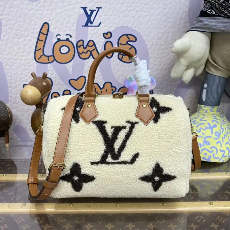 Discover the elegance of the Louis Vuitton Speedy Bandouliere 25 in White Wool. A perfect blend of style and warmth. 🌟👜💕 https://tinyurl.com/293dr5ug