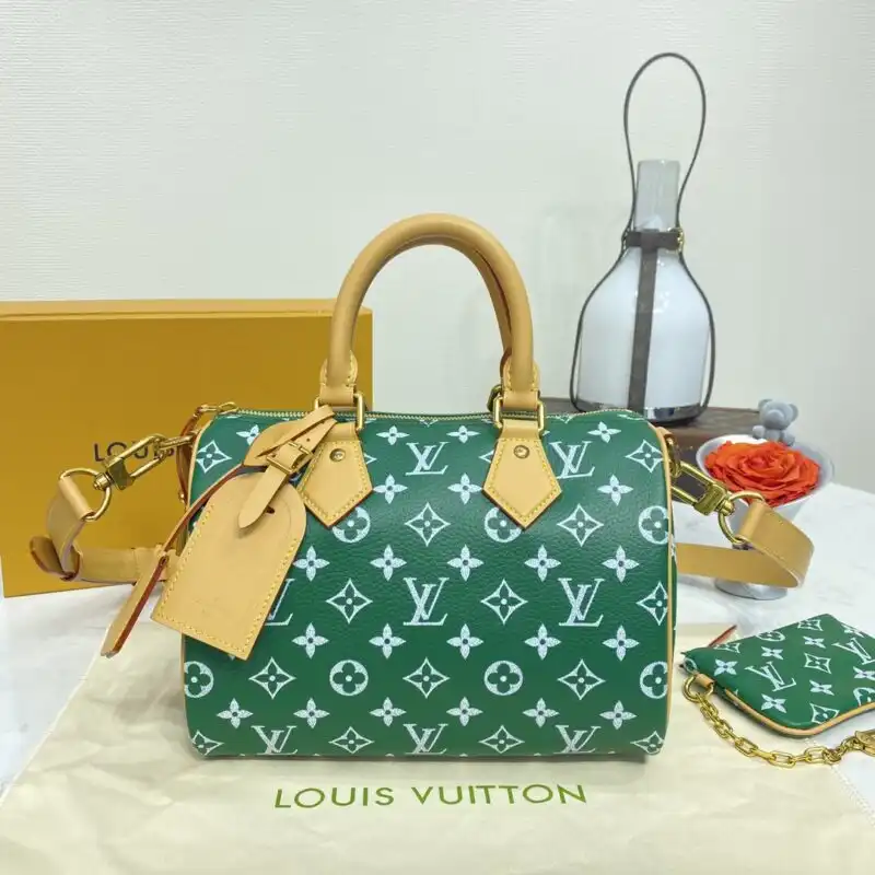 Discover elegance with the Louis Vuitton Speedy P9 Bandouliere 25 in soothing green. A perfect blend of style and comfort! 💚✨👜 https://tinyurl.com/26jcb8fx