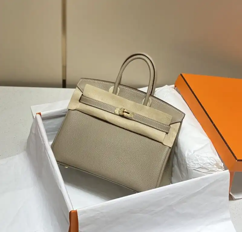 Introducing the exquisite Hermes Birkin Turtledove Silver, a timeless treasure that radiates elegance and warmth. Perfect for every occasion! 👜✨💖 https://tinyurl.com/28n7bpvu