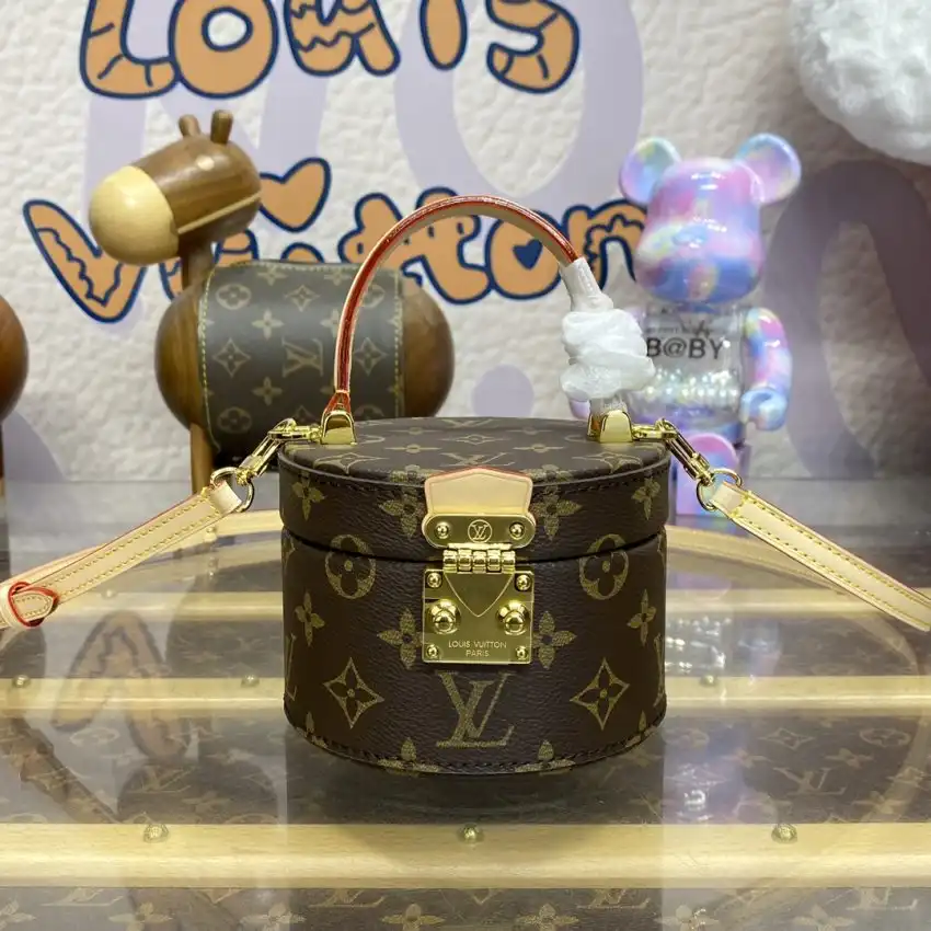 Discover the elegance of Louis Vuitton Scott, where style meets sophistication. Embrace timeless fashion with a gentle touch. ✨👜❤️ https://tinyurl.com/2b9cmbrb