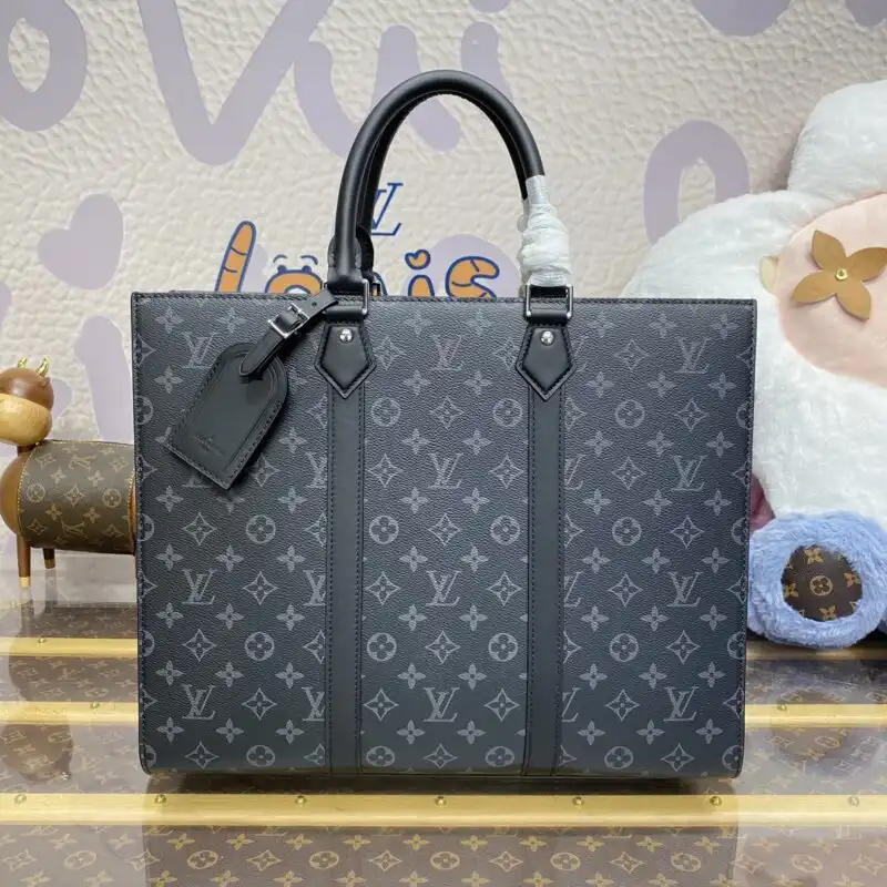 Discover elegance with the Louis Vuitton Sac Plat Black Large. Perfect for any occasion, it’s a timeless companion for your journey. 👜✨❤️ https://tinyurl.com/29hbscfb