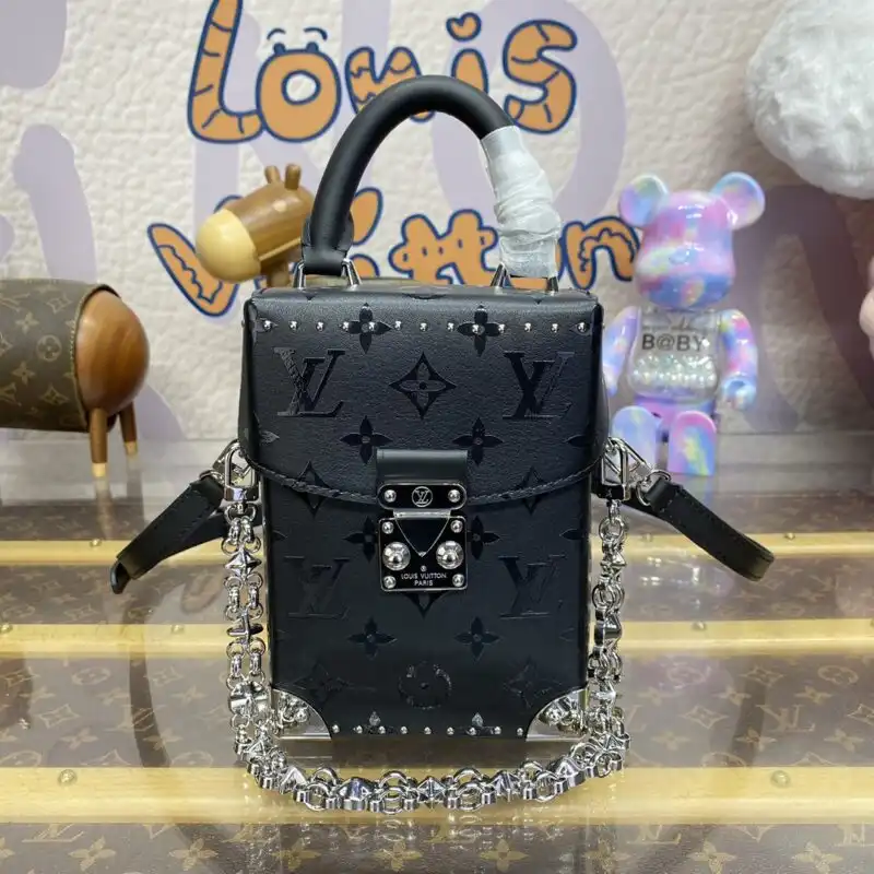 Discover elegance with the Louis Vuitton Camera Box Black II. A perfect blend of style and functionality for your cherished moments. 📸✨🖤 https://tinyurl.com/24c3t7e2