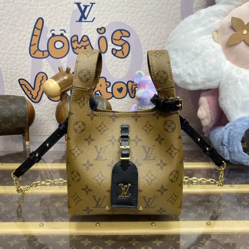Discover the elegance of the Louis Vuitton Atlantis in a warm light brown. A perfect blend of style and sophistication. 🌟💖✨ https://tinyurl.com/2ytk6tuk