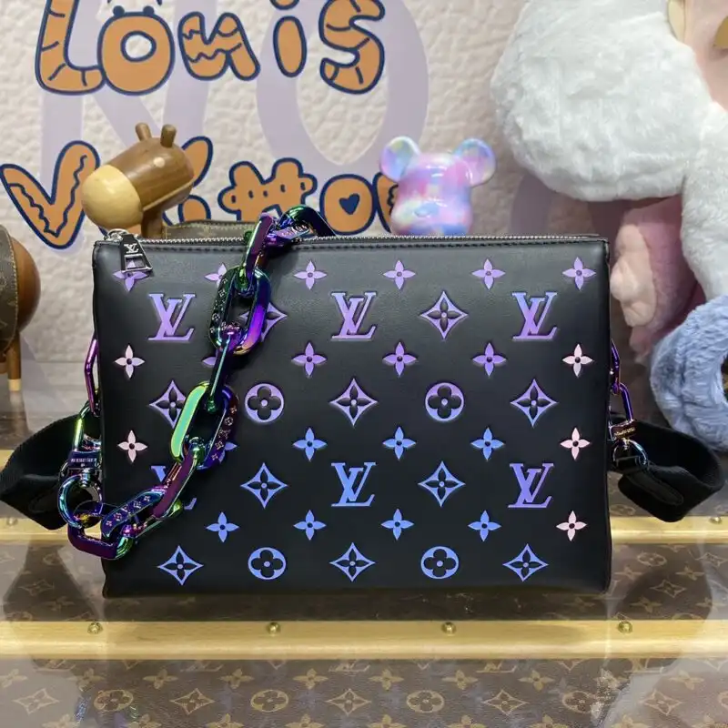 Discover the elegance of the Louis Vuitton Coussin in enchanting black and purple. A timeless piece for your collection! 💜🖤✨ https://tinyurl.com/2b9futzn