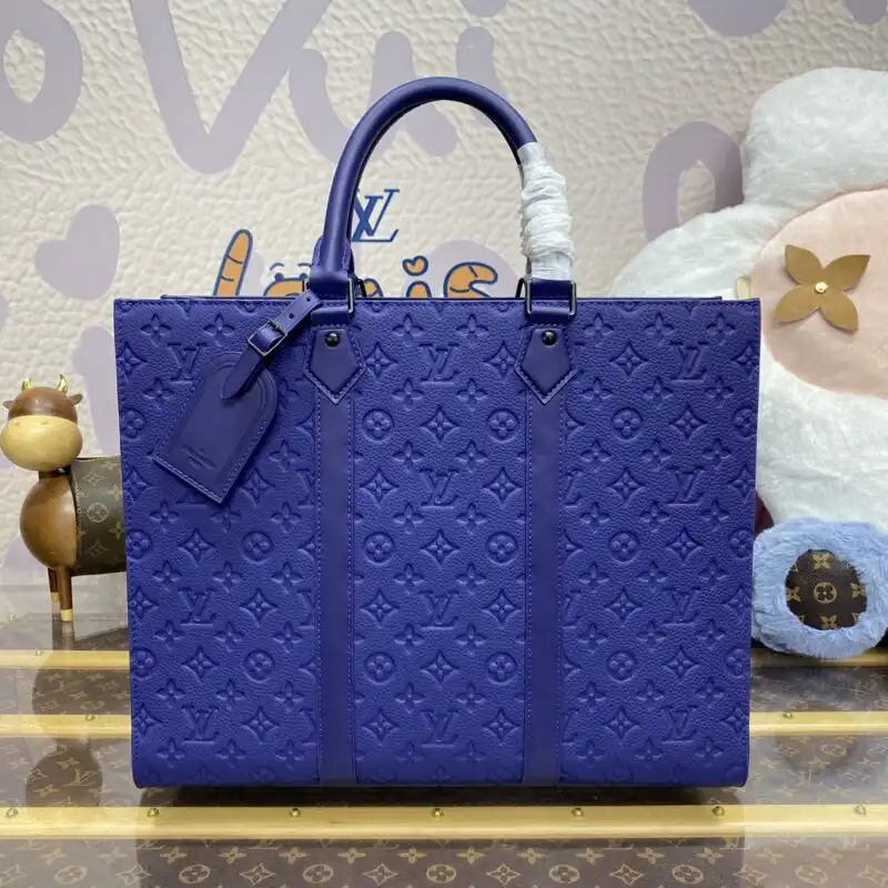 Discover the elegance of the Louis Vuitton Sac Plat 24H in serene blue. Perfect for your daily adventures! 💙✨👜 https://tinyurl.com/234xzdt4