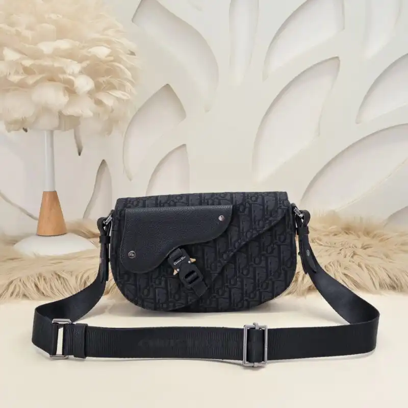 Elevate your style with the classic Dior Saddle Messenger in timeless black. A perfect blend of elegance and versatility. 🖤✨🌟 https://tinyurl.com/25qdhgbf