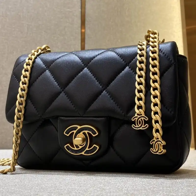 Discover the elegance of the CHANEL 22P Enamel Bag 🌸✨ A timeless piece that adds a touch of charm to any outfit! 💖 https://tinyurl.com/277bmqty