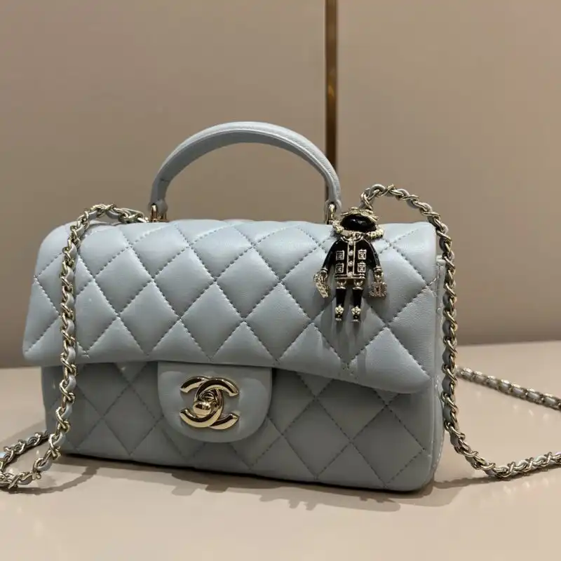 Discover the elegance of the CHANEL CF 20 cm in Lion Grey. A timeless piece that adds a touch of luxury to your collection. 👜✨💕 https://tinyurl.com/22qczo8d