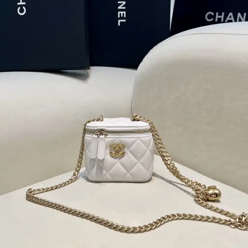 Discover the elegance of the CHANEL 23P Heart Lipstick Bag in white. A perfect blend of style and charm! 💖✨👜 https://tinyurl.com/27uw99uz