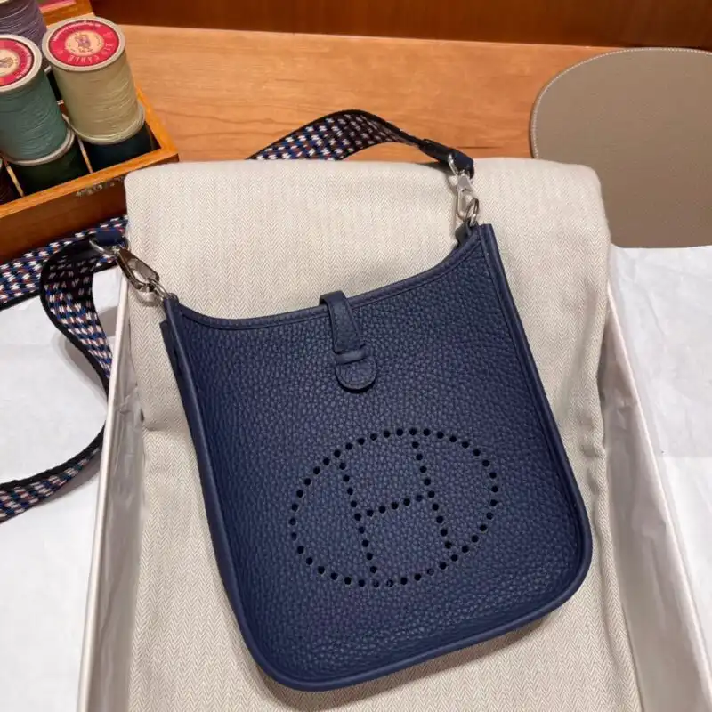 Discover the timeless elegance of the Hermes Evelyne II TPM in classic black. A perfect blend of style and charm. 🖤✨💼 https://tinyurl.com/24blqd7l