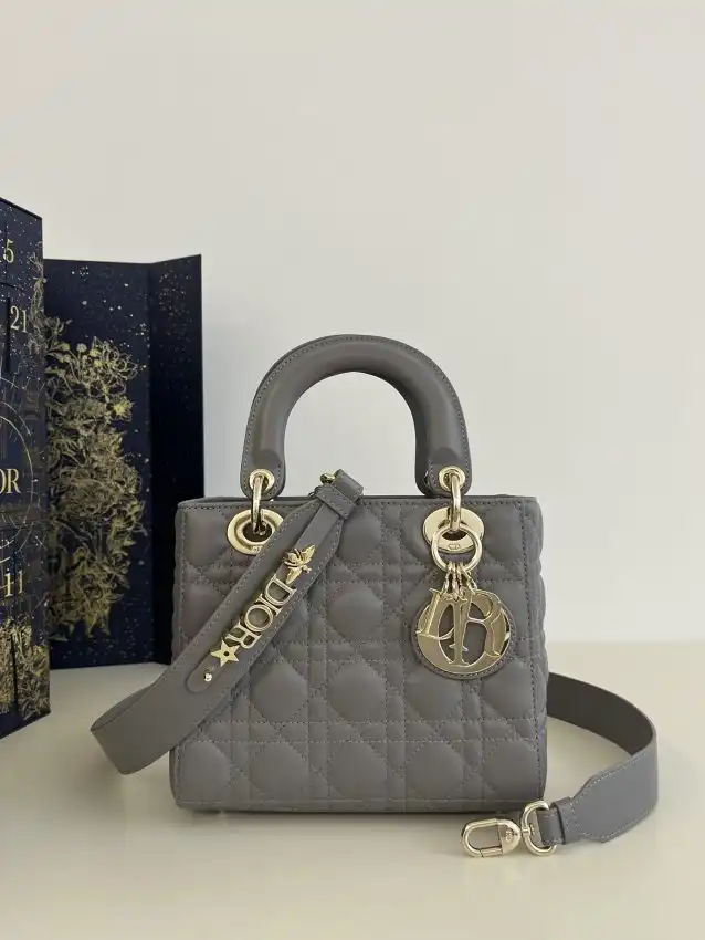 Discover the timeless elegance of the Lady Dior Grey ABC. 🌼✨ A perfect blend of sophistication and personal charm awaits you! 💖👜 https://tinyurl.com/24kj49d2