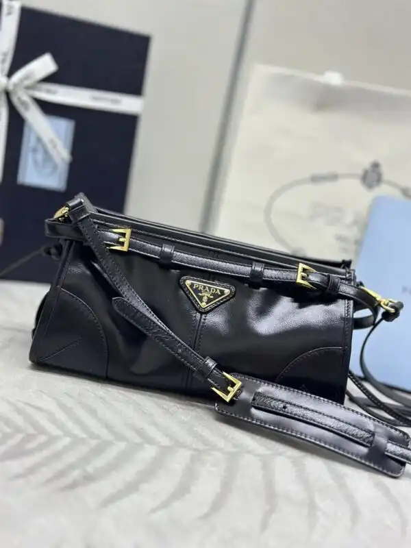 Elevate your style with this elegant black Prada leather handbag. A timeless accessory, perfect for any occasion. 💖👜✨ https://tinyurl.com/2dysyl34