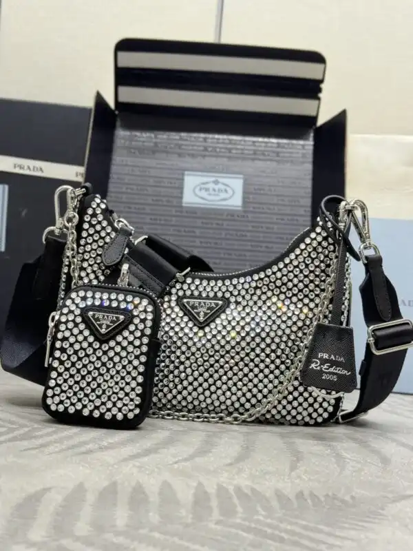 Discover the timeless elegance of the Prada Re-Edition 2005 in Diamond White. A gentle touch of luxury awaits you! ✨🤍👜 https://tinyurl.com/24fqqvan