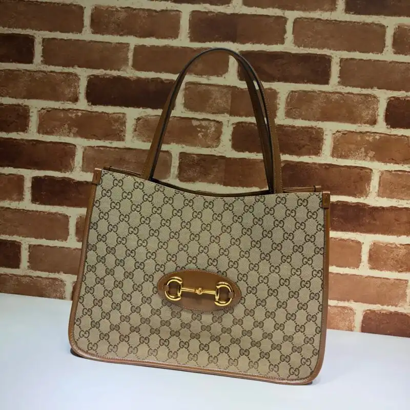 Discover elegance with the Gucci 1955 Horsebit Tote Bag, a timeless companion that beautifully blends style and sophistication. 👜✨💖 https://tinyurl.com/28s3xdh2