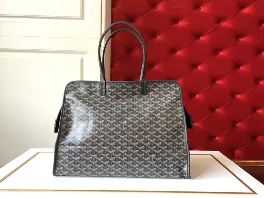 Discover the timeless elegance of Goyard Hardy, where luxury meets craftsmanship. Embrace your unique style with love and grace. ✨💖👜 https://tinyurl.com/26zatlb8