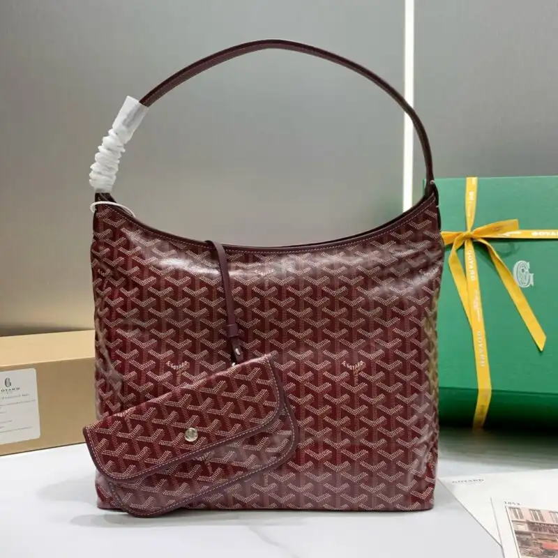 Discover the elegance of Goyard Boheme in radiant red. A perfect blend of style and charm for your cherished moments. ❤️✨ https://tinyurl.com/23fy39nh