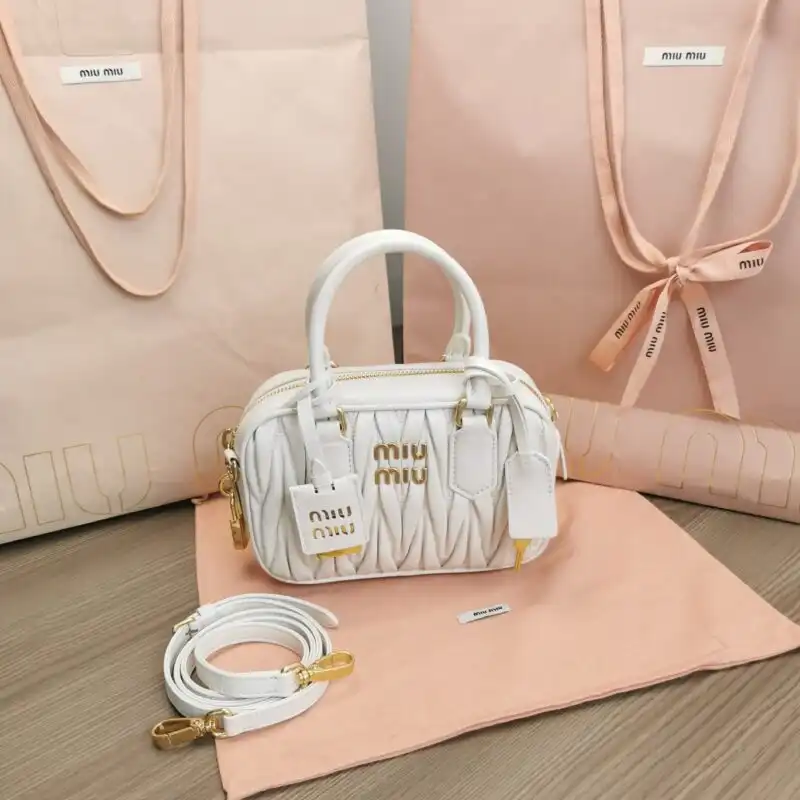 Discover the elegance of the Miu Miu Arcadie Small in white. A perfect blend of style and grace for every occasion! ✨👜💖 https://tinyurl.com/29ew5byv