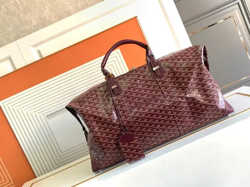Discover the elegance of the Goyard Bowling 55 Bag in Bordeaux. Perfect for any occasion, it adds a touch of luxury. 👜❤️✨ https://tinyurl.com/2c3wu9f2