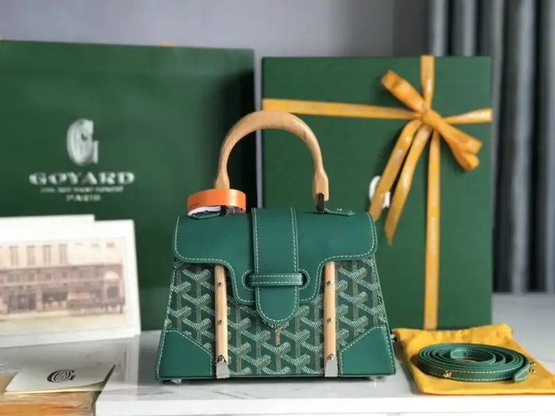 Discover the elegance of the Goyard Sigon PM in serene green 🌿✨. A perfect blend of style and sophistication for your collection. 💚👜 https://tinyurl.com/2crty9pw