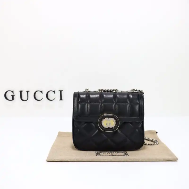 Discover the elegance of the Gucci Deco Double G Black. A timeless piece that adds a touch of luxury to any outfit. ✨🖤 https://tinyurl.com/24d3l7ym