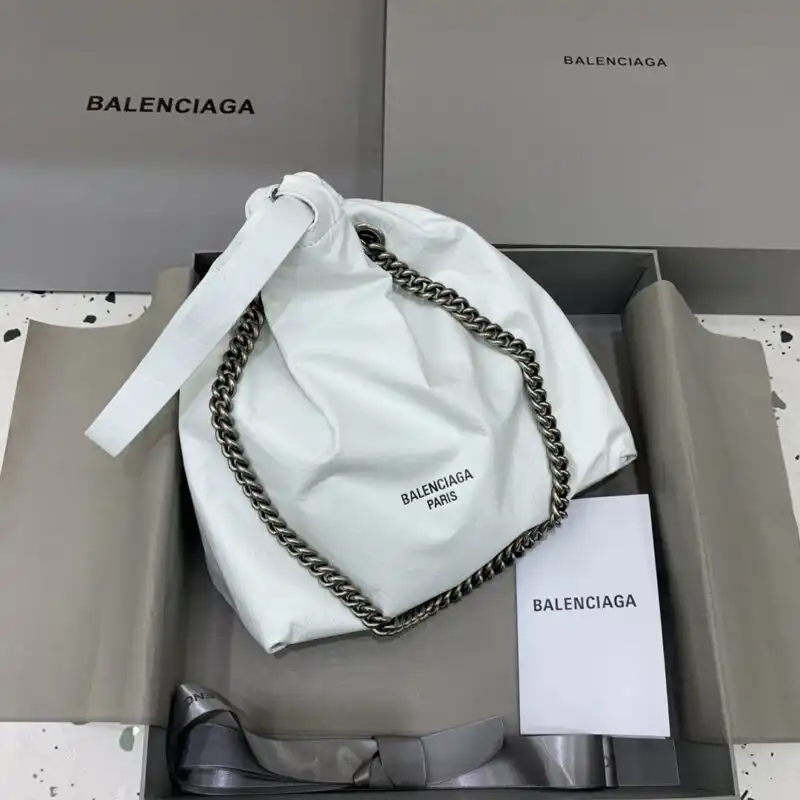 Discover the elegance of the Balenciaga Crush Small Tote in white. Perfect for any occasion, it adds a touch of charm! ✨👜💖 https://tinyurl.com/277y8y3c