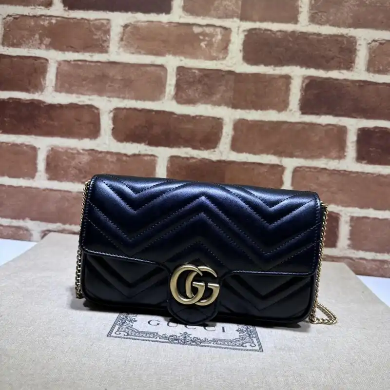 Discover the elegance of the Gucci Matelassé Mini in timeless black. A perfect companion for any occasion. 💖👜✨ https://tinyurl.com/23q7bv3m