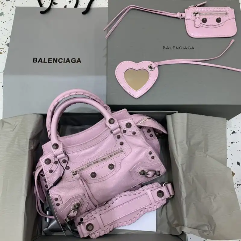 Discover the charm of Balenciaga Le City in soft pink. A delightful blend of elegance and style awaits you! 🌸✨👜 https://tinyurl.com/22avefal