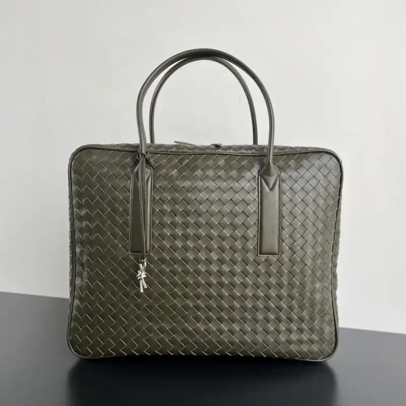Elevate your journey with the Bottega Veneta Travel Briefcase in dark green. Timeless elegance meets practicality for your adventures. ✈️💼🌿 https://tinyurl.com/2ynqtzlh
