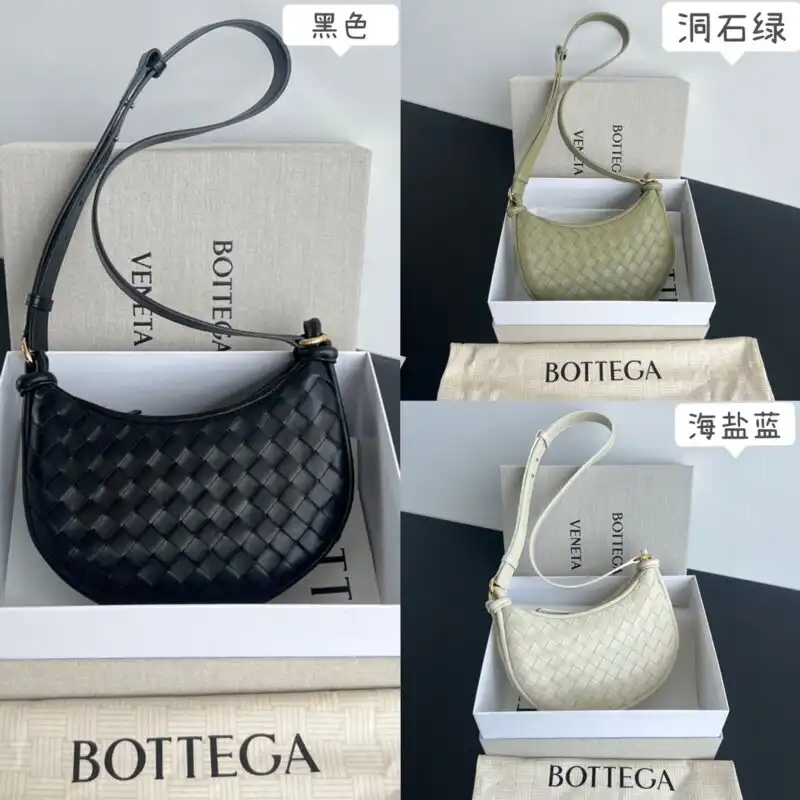 Discover the enchanting Bottega Veneta Gemelli collection, where elegance meets warmth. Embrace your unique style with love. ✨💖🌿 https://tinyurl.com/2deywutg
