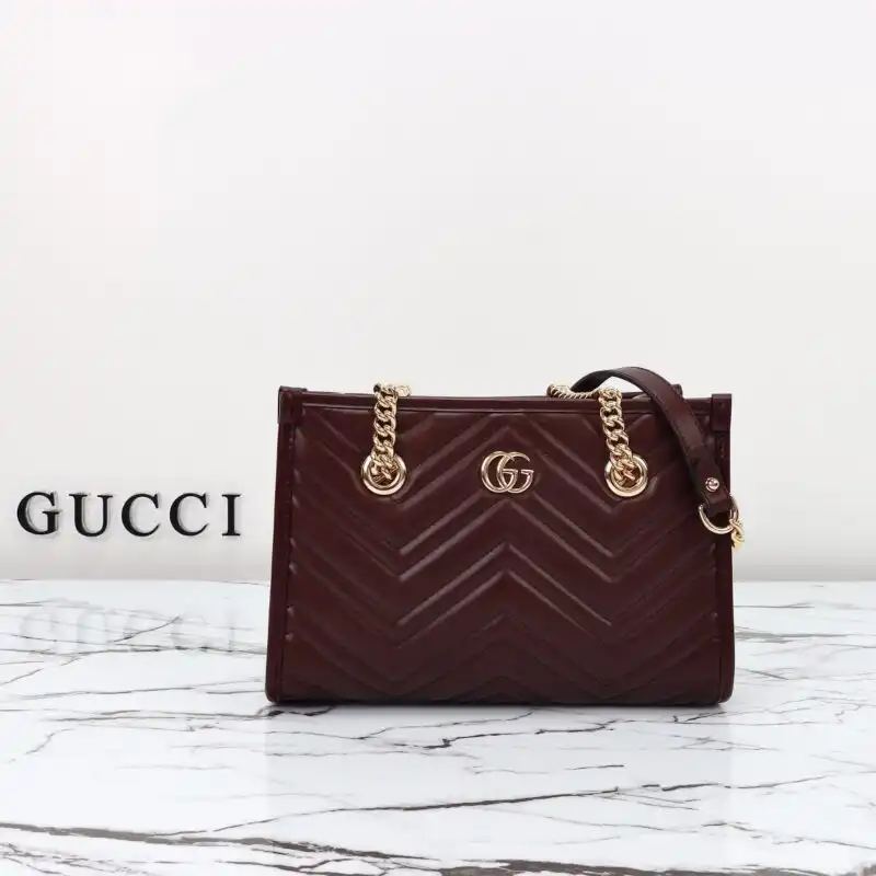 Discover the elegance of the Gucci GG Marmont Tote in Bordeaux. Perfect for every occasion, it’s a timeless treasure! 💖👜✨ https://tinyurl.com/248qs2zh