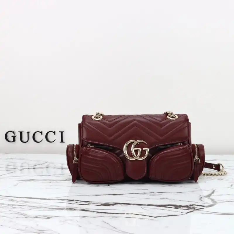 Discover the elegance of the Gucci Marmont 2.0 GG Shoulder Bag in Bordeaux. A perfect blend of luxury and charm. 💖👜✨ https://tinyurl.com/25qap4na