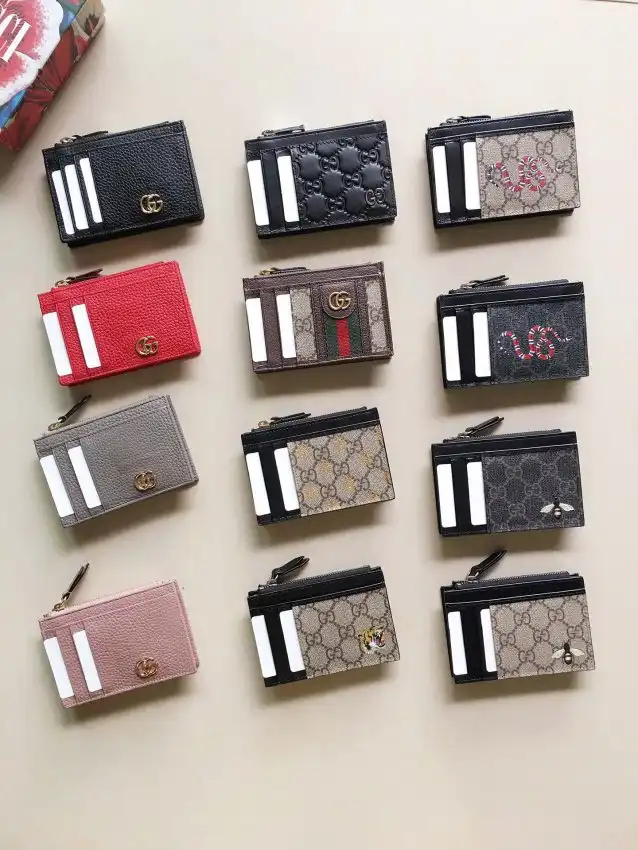 Discover the elegance of the Gucci Card Holder 2.0, where style meets functionality. Perfect for your essentials! 💖✨👜 https://tinyurl.com/26j8cblq