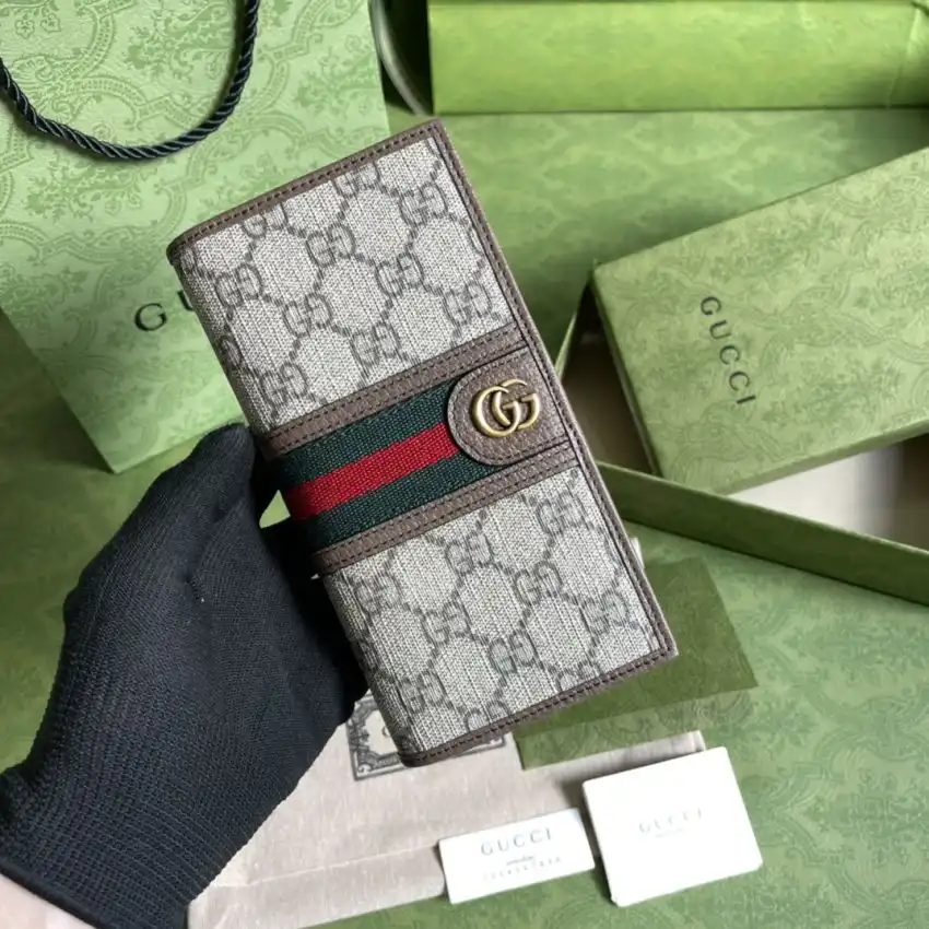 Discover the elegance of the Gucci Interlocking Long Wallet. 🌟 A perfect blend of style and functionality, just for you! 💖✨ https://tinyurl.com/28gghjp2