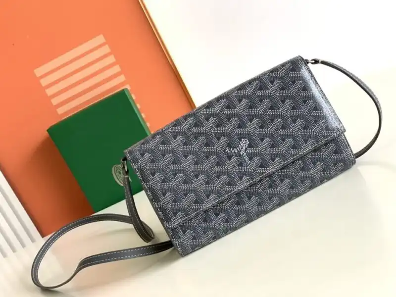 Discover elegance with the Goyard Varenne Continental Wallet in warm brown. A timeless accessory that adds charm to your day! ✨💖👜 https://tinyurl.com/28fqqs8o