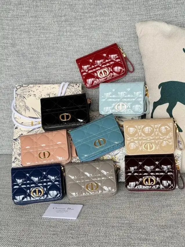 Elevate your style with the Dior Caro Patent Wallet. A perfect blend of elegance and functionality, it’s a gentle touch of luxury. 💖✨ https://tinyurl.com/29gzmztn