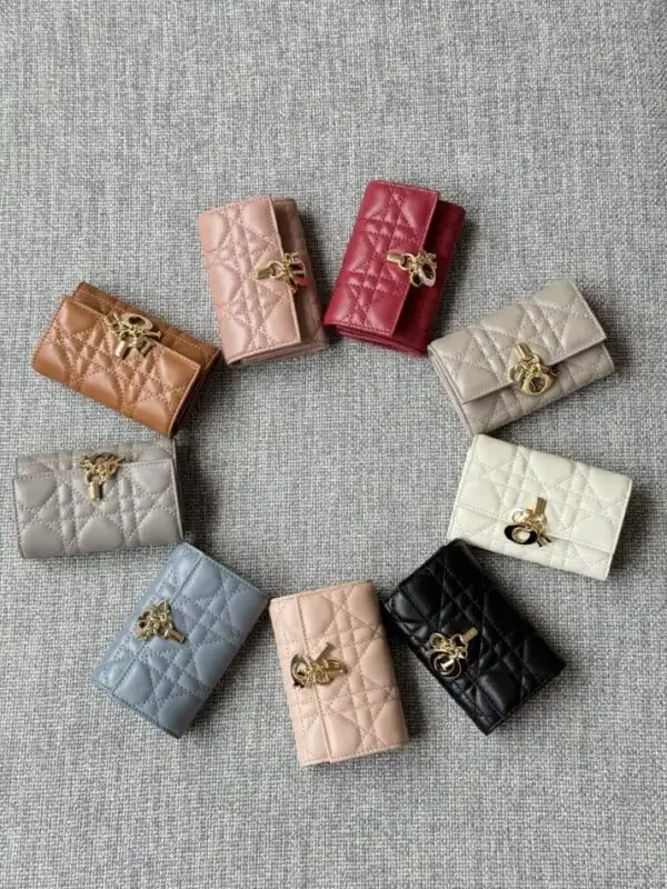 Discover elegance with the Dior Glycine Wallet, a perfect blend of style and functionality. Cherish every moment with this beautiful accessory. 💖✨🌸 https://tinyurl.com/2aha5fdy
