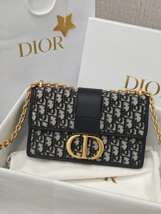 Discover the elegance of Dior 30 Montaigne On Chain ✨, where timeless beauty meets modern sophistication. Embrace your unique style! 💖 https://tinyurl.com/2bydddmu