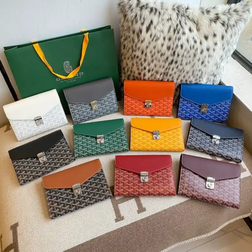 Discover elegance with the Goyard Chypre Wallet Pouch – a perfect blend of style and functionality for your essentials. 🌟💖✨ https://tinyurl.com/22e2x6ey