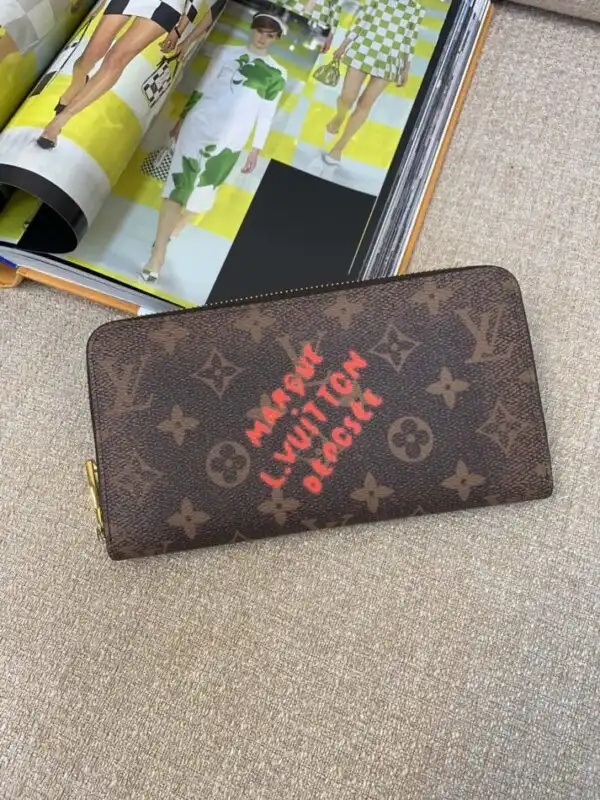 Discover the elegance of the Louis Vuitton Zippy Wallet in Monogram. A perfect blend of style and functionality for your essentials! 💖✨👜 https://tinyurl.com/2budzt5t