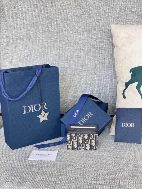 Discover the elegance of the Dior Card Holder Oblique, a perfect blend of style and functionality for your everyday moments. 💖✨🌟 https://tinyurl.com/2cukmbbt