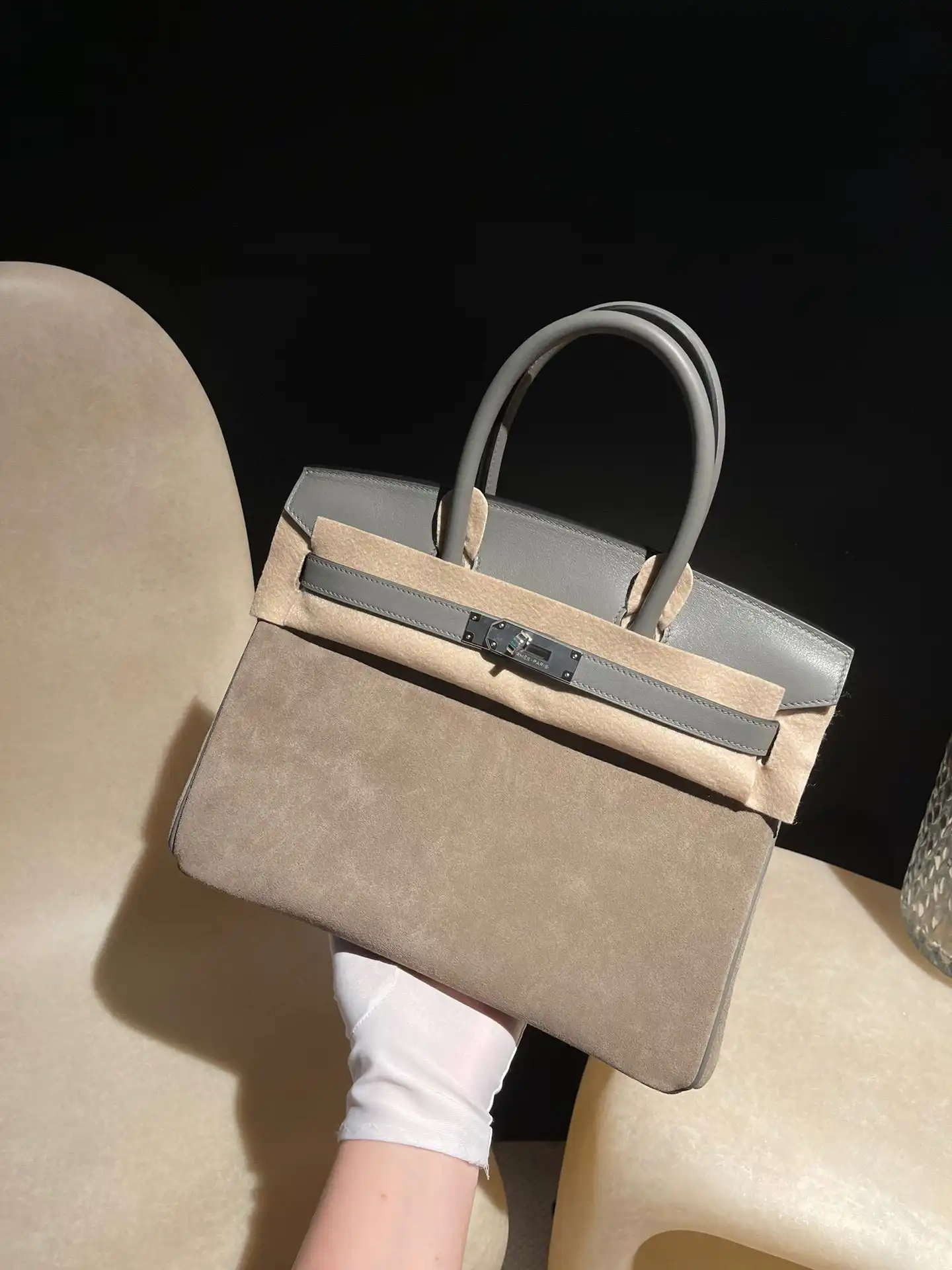Discover the timeless elegance of the Hermes Birkin Sellier Outer Seam. A beautiful investment for your collection. 🌟✨💕 https://tinyurl.com/2bvkd6z4