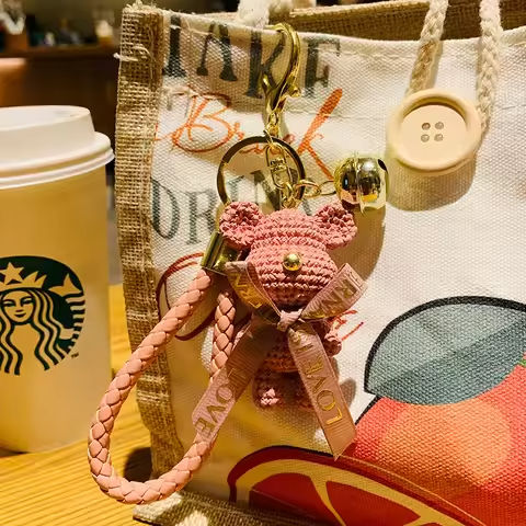 Creative Bear Keychain Cute Bear Keychain Jewelry Resin Trinket Kids Girls Gift Women Bag Charms Phone Doll Pendant Car Keyring https://tinyurl.com/24958ale