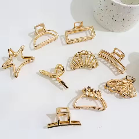 Fashion Hollow Heart Metal Hair Claw Clips Simple Non Slip Mini Gold Geometric Bangs Barrettes Hair Jaws For Women Girls Daily https://tinyurl.com/2y7zh2ec